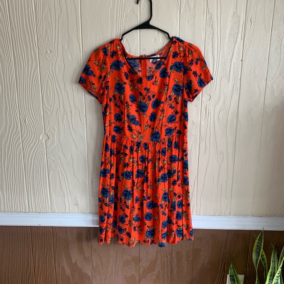 Old Navy Dresses & Skirts - Old navy sun dress